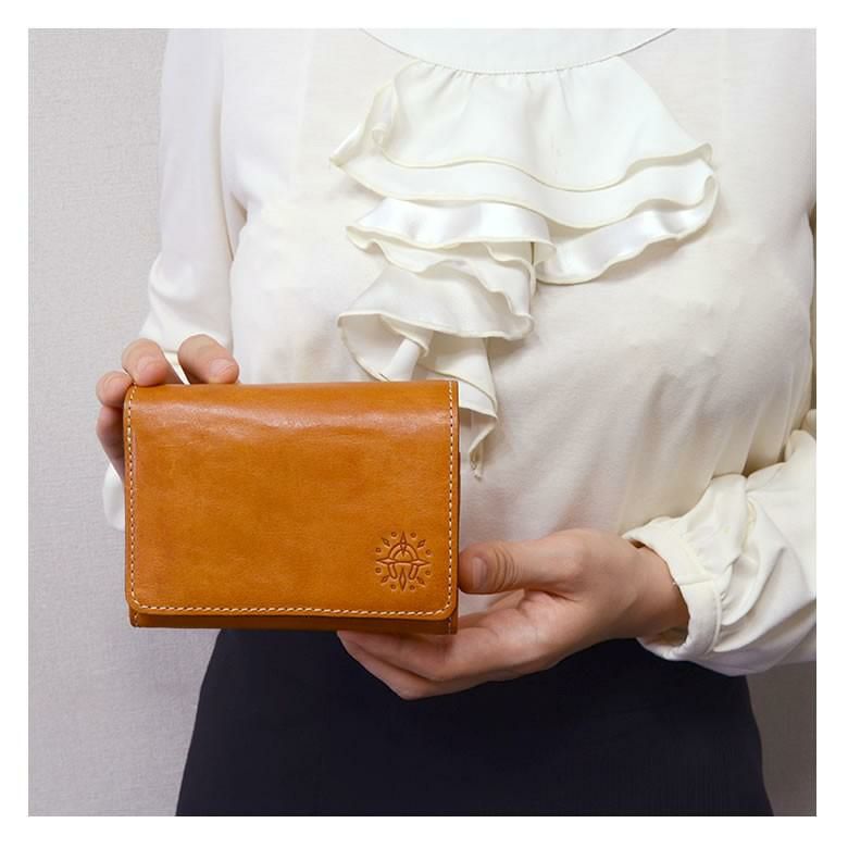 【極美品 箱付き】Dakota カロライナ ショルダー付き財布 黒 レザー 財布 レディース 二つ折り財布 小銭入れ L字ファスナー 札入れ